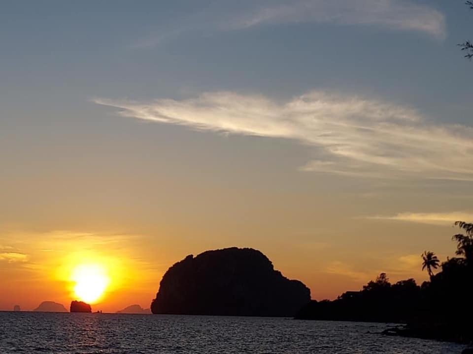 Koh Yao Yai Sea Breeze House เกาะยาวใหญ่ซีบรีซเฮ้าส์ 호텔 외부 사진